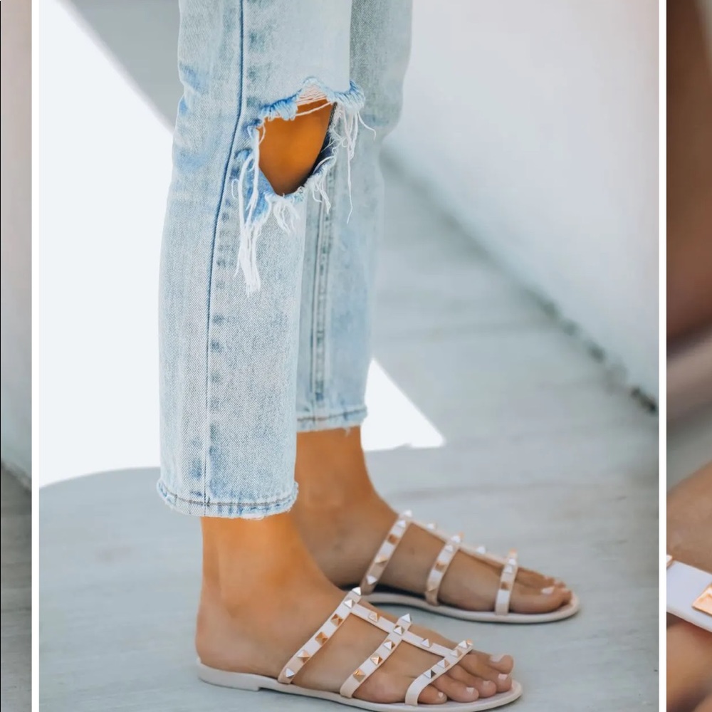Treasured gold studded sandal in nude - Picture 4 of 7